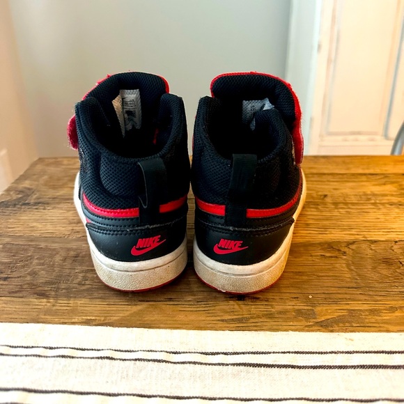 BOYS' NIKE LITTLE KID COURT BOROUGH MID 2 SNEAKERS - Picture 4 of 4